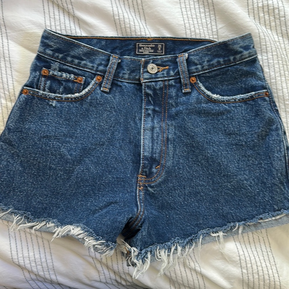 Abercrombie High Rise Shorts Size 25 NWOT